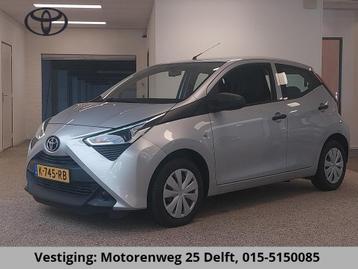 Toyota Aygo 1.0 VVT-i X SILVERLINE FUN CARPLAY NAVI AIRCO.5  beschikbaar voor biedingen