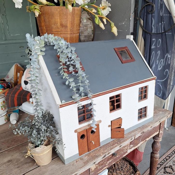 Brocante poppenhuis, Verzamelen, Poppenhuizen en Toebehoren, Gebruikt, Poppenhuis, Ophalen