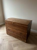 Een antieke rustieke dekenkist met smeedijzeren handgreep, Ophalen, Gebruikt, 50 tot 100 cm, 50 tot 75 cm