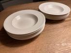 Diepe borden x12 Wedgwood windsor van AH, Huis en Inrichting, Ophalen, Zo goed als nieuw, Bord(en), Wedgwood