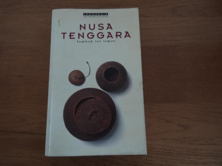 Nusa Tenggara, Timor tot Lombok, Indonesie , periplus gids, Boeken, Reisgidsen, Reisgids of -boek, Europa, Overige merken, Ophalen of Verzenden
