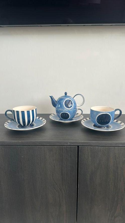 Blauw thee service van Henry Aix en Provence., Antiek en Kunst, Antiek | Servies compleet, Ophalen of Verzenden