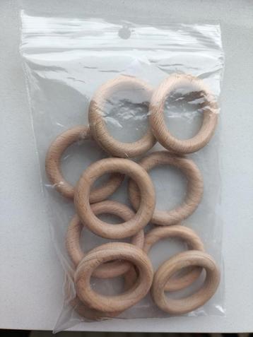 Haak ringen  beschikbaar voor biedingen