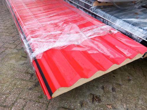 Golf dakpanelen partij rood RAL3000 sandwichpanelen b-keus, Doe-het-zelf en Verbouw, Dakpannen en Dakbedekking, Nieuw, Dakplaat of Dakpanplaat