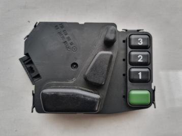 Rechter stoel schakelaar W210 E-Klasse A2108209010 beschikbaar voor biedingen