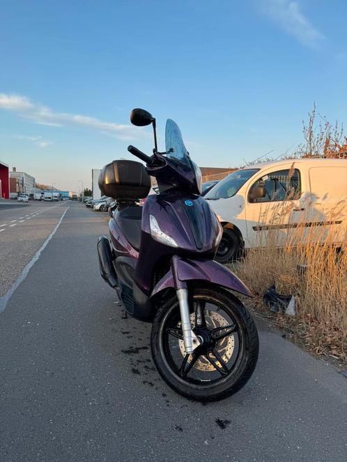 Piaggio beverly 350S POLICE 2019 ABS/ASR, Motoren, Motoren | Piaggio, Bedrijf, Scooter, 12 t/m 35 kW, Ophalen