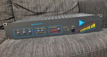 Univox 650 Ringleiding versterker beschikbaar voor biedingen