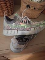 Adidas NMD R1 Sneakers - Maat 42.5, Overige kleuren, Ophalen of Verzenden, Adidas, Sneakers of Gympen