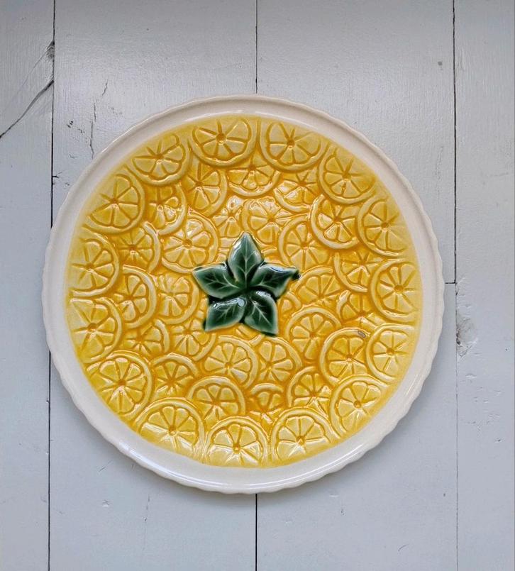Prachtig! Sweet Lemon pie bord made in Portugal, Antiek en Kunst, Antiek | Servies los, Ophalen of Verzenden