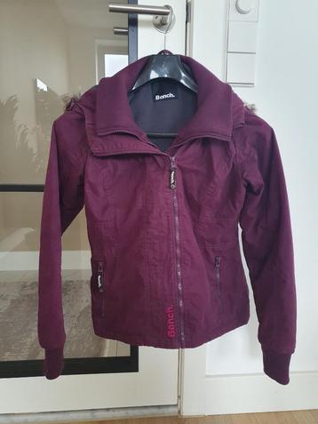 Bench Winterjas Winter jacket purple paars Size 38 (M) beschikbaar voor biedingen
