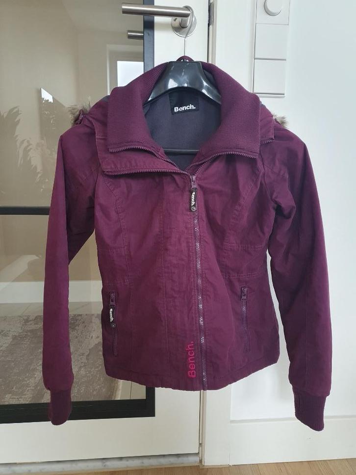 Bench Winterjas Winter jacket purple paars Size 38 (M), Kleding | Dames, Jassen | Winter, Zo goed als nieuw, Maat 38/40 (M), Paars