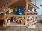 Plantoys Houten Poppenhuis met Inrichting en Poppen, Ophalen, Gebruikt, Poppenhuis
