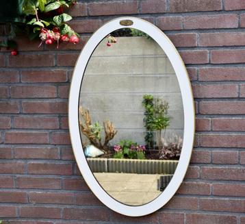 Vintage Brocant Wandspiegel beschikbaar voor biedingen