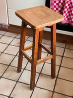 Hocker van hout, Ophalen, Hout