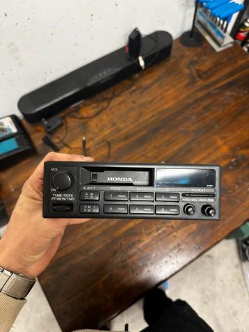 Orginele honda cassete radio. (Prelude 4th gen) beschikbaar voor biedingen