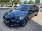Skoda Superb Combi 1.4 TSI Ambition Bns Trekhaak Navi Led NA, Auto's, Skoda, Voorwielaandrijving, 125 pk, Gebruikt, 4 cilinders