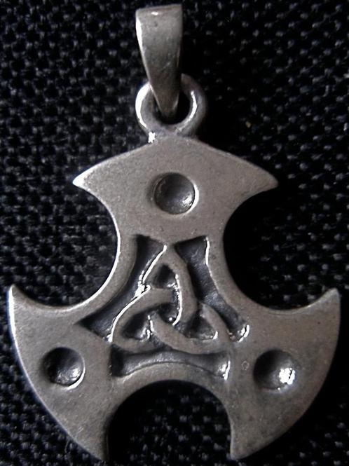 Zilveren 925 zilver kettinghanger van figuur met triquetra, Sieraden, Tassen en Uiterlijk, Kettinghangers, Nieuw, Zilver, Zilver