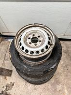 Winterbanden Mercedes sprinter, Auto-onderdelen, Banden en Velgen, Banden en Velgen, Overige maten, 235 mm, Bestelwagen