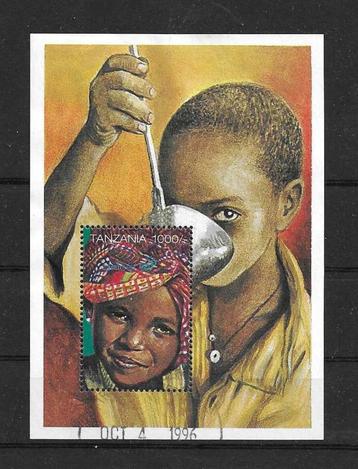Tanzania Michel blok 338 gestempeld UNICEF beschikbaar voor biedingen