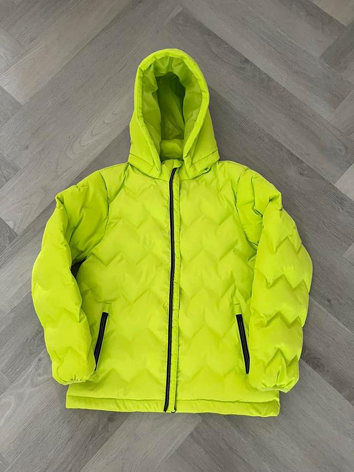 Winterjas NIEUW merk Name it mt.134, zie foto’s!!, Kinderen en Baby's, Kinderkleding | Maat 134, Nieuw, Jongen of Meisje, Jas
