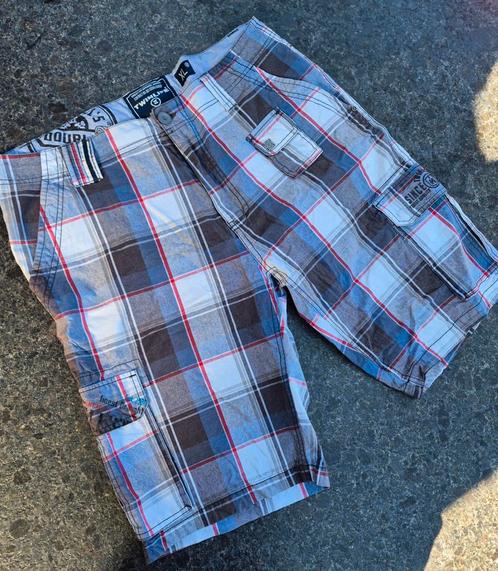 Korte broek merk: Twinlife, maat XL voor 7.50euro, Kleding | Heren, Broeken en Pantalons, Zo goed als nieuw, Maat 56/58 (XL), Ophalen of Verzenden