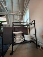 Bijzettafel / dranken kastje mat zwart staal, Ophalen, Metaal of Aluminium, 55 tot 75 cm, Zo goed als nieuw