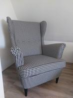 Strandmon Oorfauteuil Ikea Zwart Wit, Huis en Inrichting, Fauteuils, Ophalen, Zo goed als nieuw