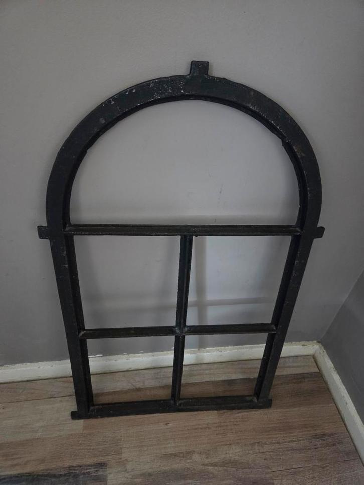 Oude stalraam - decoratief, Doe-het-zelf en Verbouw, Glas en Ramen, Minder dan 80 cm, Minder dan 80 cm, Ophalen of Verzenden