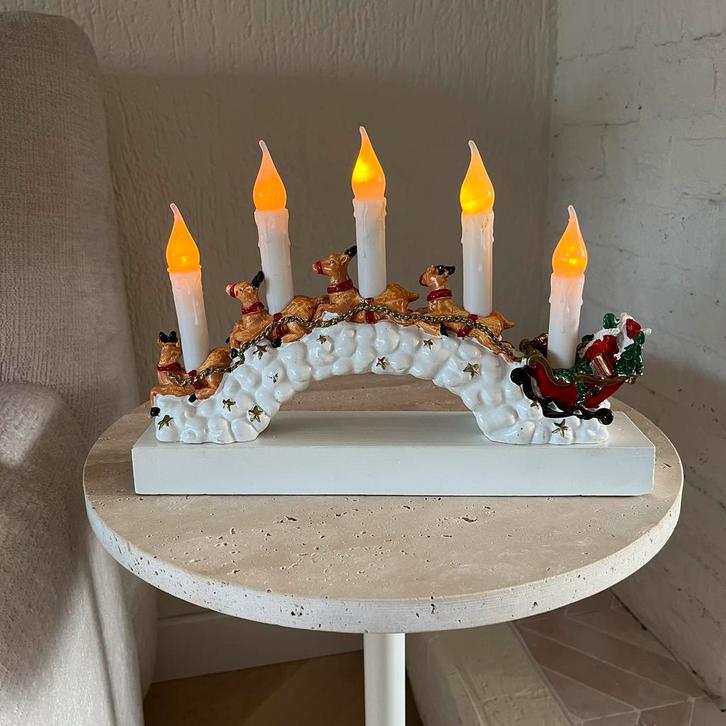 LED kaarsenbrug - kerstman met rendieren, Diversen, Kerst, Zo goed als nieuw, Ophalen of Verzenden