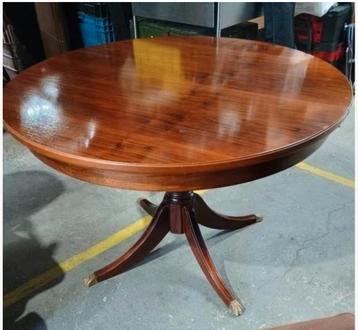 tafel Klassieke heldense uitschuifbare eettafel rond/ovaal beschikbaar voor biedingen