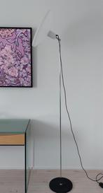 Harveiluce iGuzzini, Manta vloerlamp, Metaal, Ophalen of Verzenden, Zo goed als nieuw, 150 tot 200 cm
