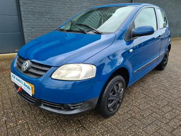 Volkswagen FOX 1.2 40KW 2006 Blauw airco 1 jaar apk