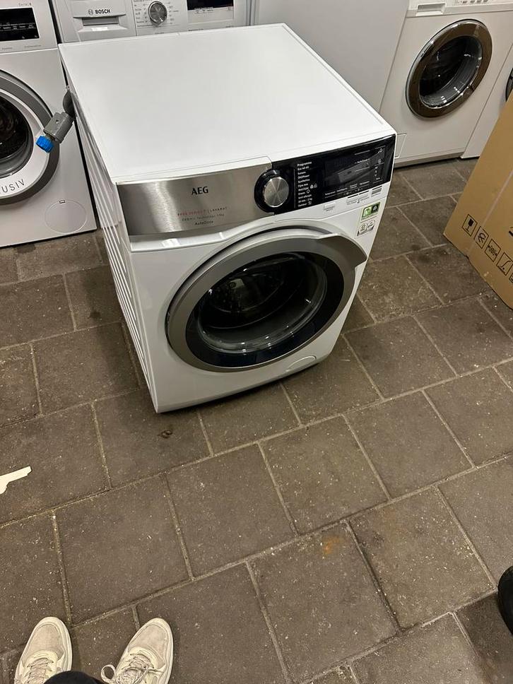 Aeg 8000 serie 9 kg autoDose uit 2022 nu € 325,00, Witgoed en Apparatuur, Wasmachines, Gebruikt, Voorlader, 8 tot 10 kg, Minder dan 85 cm