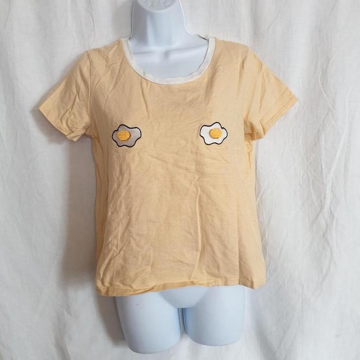 Grappig geel wit dames shirtje met eieren. Mt L Merk Daphnea, Kleding | Dames, T-shirts, Zo goed als nieuw, Maat 42/44 (L), Geel