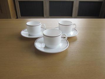 Arcopal France restorand 3 kop D8cm H6,5cm schotels D15cm beschikbaar voor biedingen