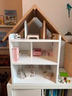 Houten poppenhuis met meubels, Ophalen, Zo goed als nieuw, Poppenhuis