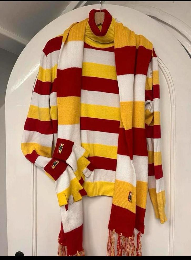 Oeteldonk trui, sjaal en handschoenen, Kleding | Dames, Carnavalskleding en Feestkleding, Zo goed als nieuw, Carnaval, Maat 38/40 (M)