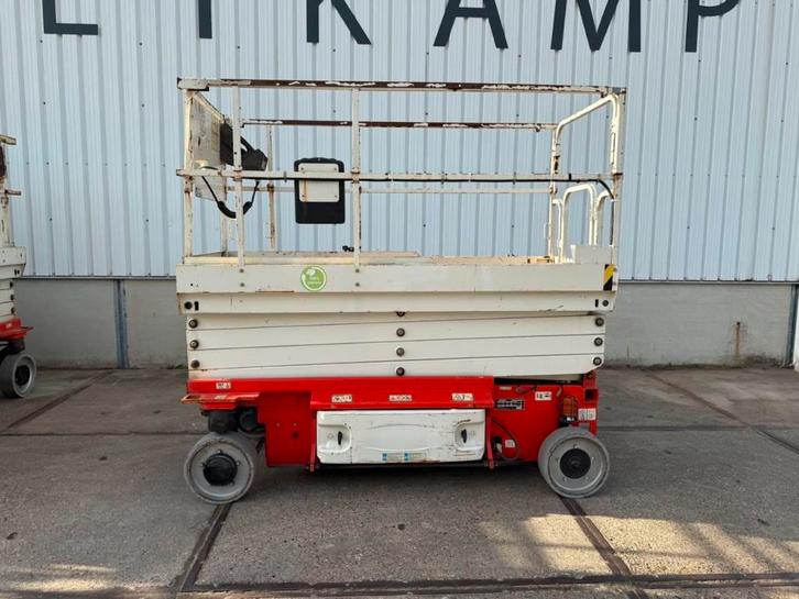 JLG 2646 ES Schaarhoogwerker 10 meter (bj 2016), Zakelijke goederen, Machines en Bouw | Liften, Steigers en Ladders