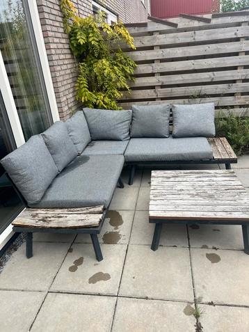 Loungeset voor buiten - 5 persoons beschikbaar voor biedingen