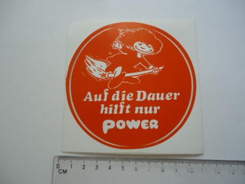 sticker oud AUF DIE DAUER hilft nur POWER strip heks retro, Verzamelen, Stickers, Zo goed als nieuw, Bedrijf of Vereniging, Verzenden