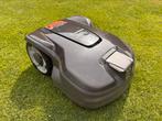 Husqvarna 305 Automower robotmaaier, Tuin en Terras, Robotmaaiers, Ophalen, Gebruikt, Bestuurbaar via app, HUSQVARNA
