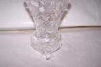 Prachtig kristallen vaasje op 3 pootjes Zie foto's., Huis en Inrichting, Woonaccessoires | Vazen, Overige kleuren, Ophalen of Verzenden