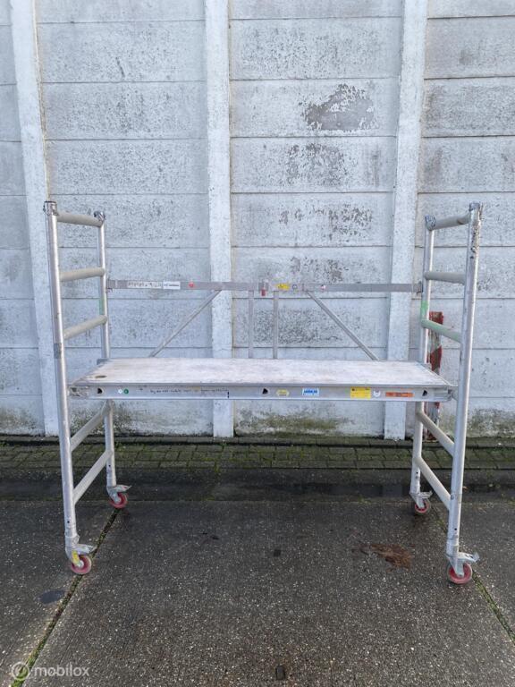 Altrex kamersteiger 75x190x3m werkhoogte, Doe-het-zelf en Verbouw, Steigers, Gebruikt, Ophalen