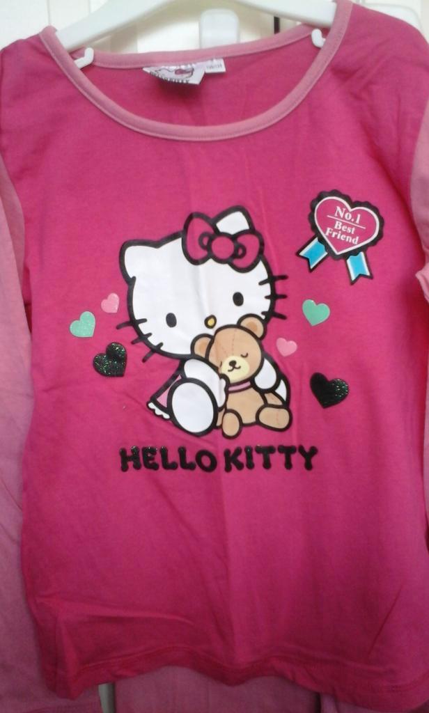 SET meisjes pyjama maat 128-134 Hello Kitty, Minnie Mouse, Kinderen en Baby's, Kinderkleding | Kinder-kledingpakketten, Gebruikt