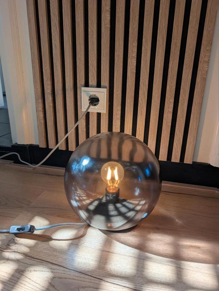 IKEA Fado Lamp - Sfeervolle Bol Lamp, Huis en Inrichting, Lampen | Vloerlampen, Gebruikt, Minder dan 100 cm, Glas, Ophalen