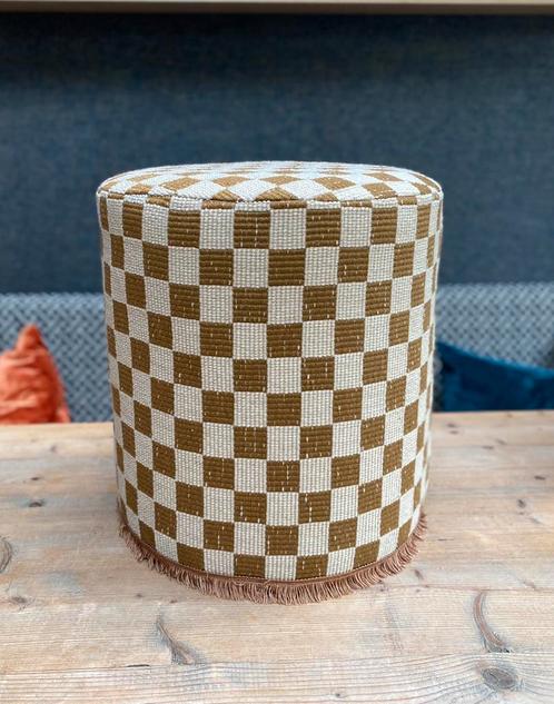 Poef Larsen fabric, Huis en Inrichting, Banken | Voetenbanken en Poefen, Nieuw, Minder dan 50 cm, Minder dan 50 cm, Rond, Stof