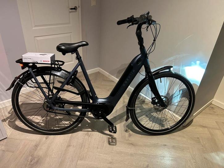 PRACHTSTAAT Gazelle Grenoble C5 2022 57cm 3000km damesfiets, Fietsen en Brommers, Elektrische fietsen, Zo goed als nieuw, Gazelle