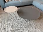 Leolux Coda Bijzettafel & Salontafel Set, Minder dan 55 cm, Gebruikt, Metaal of Aluminium, Rond