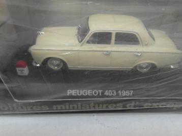  2x Peugeot 403 Sedan 4 deurs  1:43  ( Prijs per stuk)  beschikbaar voor biedingen