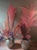 2x grote bloemvazen met droogbloemen en pluimen, Ophalen, Zo goed als nieuw